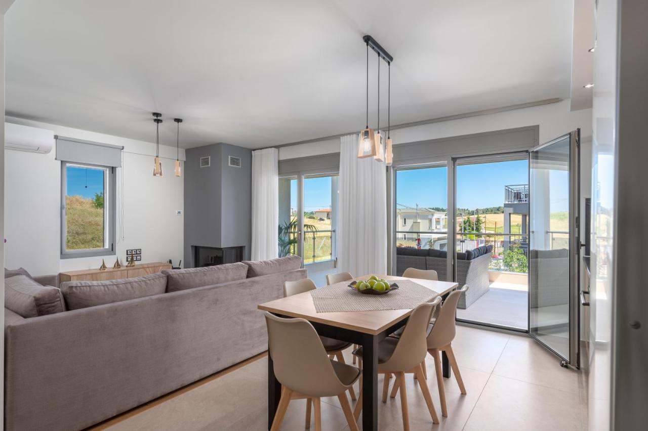 Sea Wind Luxury Apartments With Pool Kassandra Halkidikι Néa Fókaia Extérieur photo