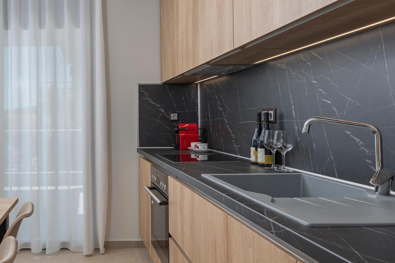 Sea Wind Luxury Apartments With Pool Kassandra Halkidikι Néa Fókaia Extérieur photo